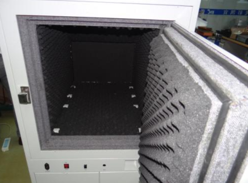 What Is the Difference Between an Acoustic Box and an Acoustic Room?